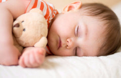 ‘Twinkle Interruptus’: A Clever Trick for Getting Your Toddler to Sleep