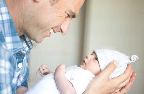 Don’t Believe This Myth About Spoiling Your Baby
